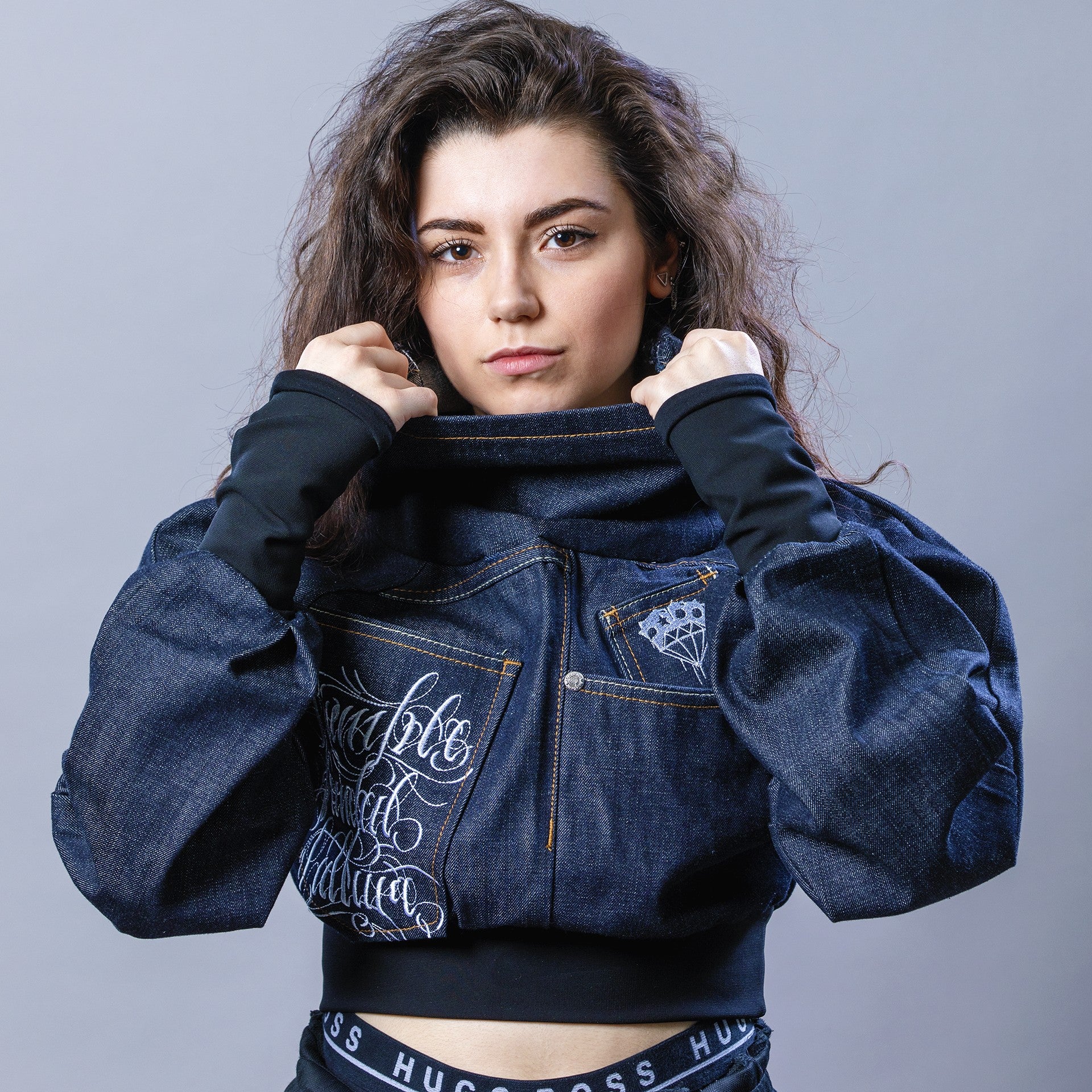 Vagarumble model femme